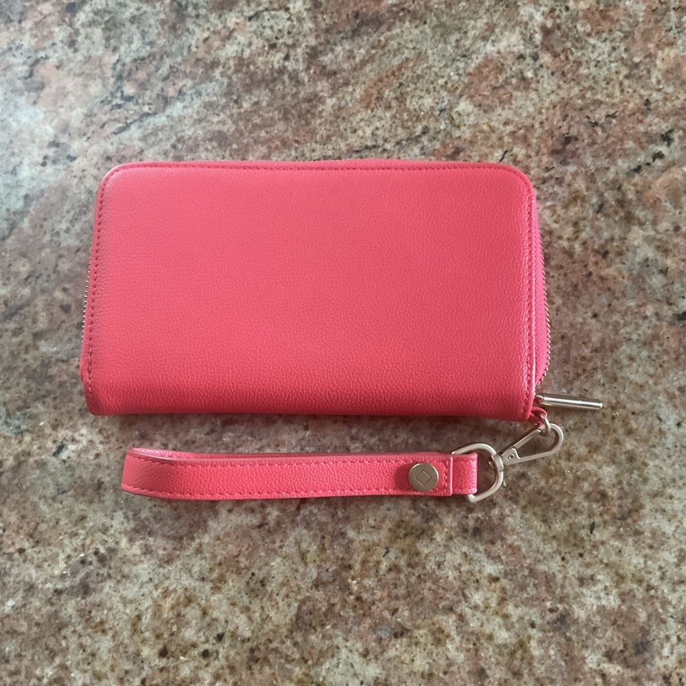 Thirty-One Slim Wallet & Wristlet Strap Coastal Coral Pink Smooth Pebbled
